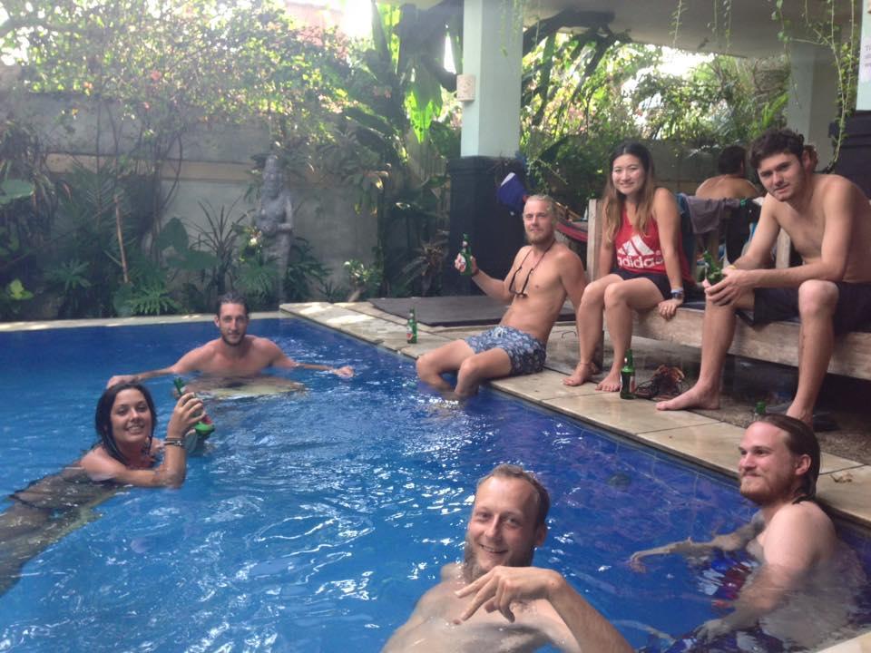 Canggu Surf Hostel Экстерьер фото