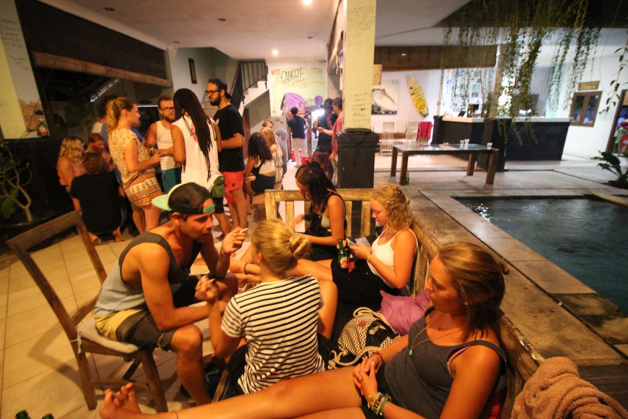 Canggu Surf Hostel Экстерьер фото